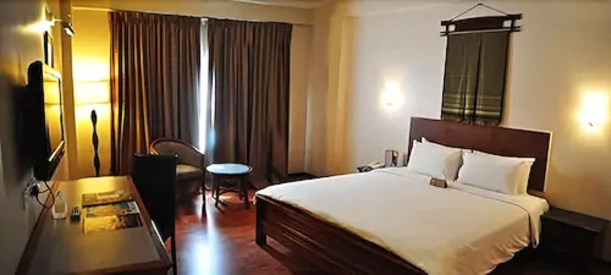 Hotel Maluri Kuala Lumpur Esterno foto